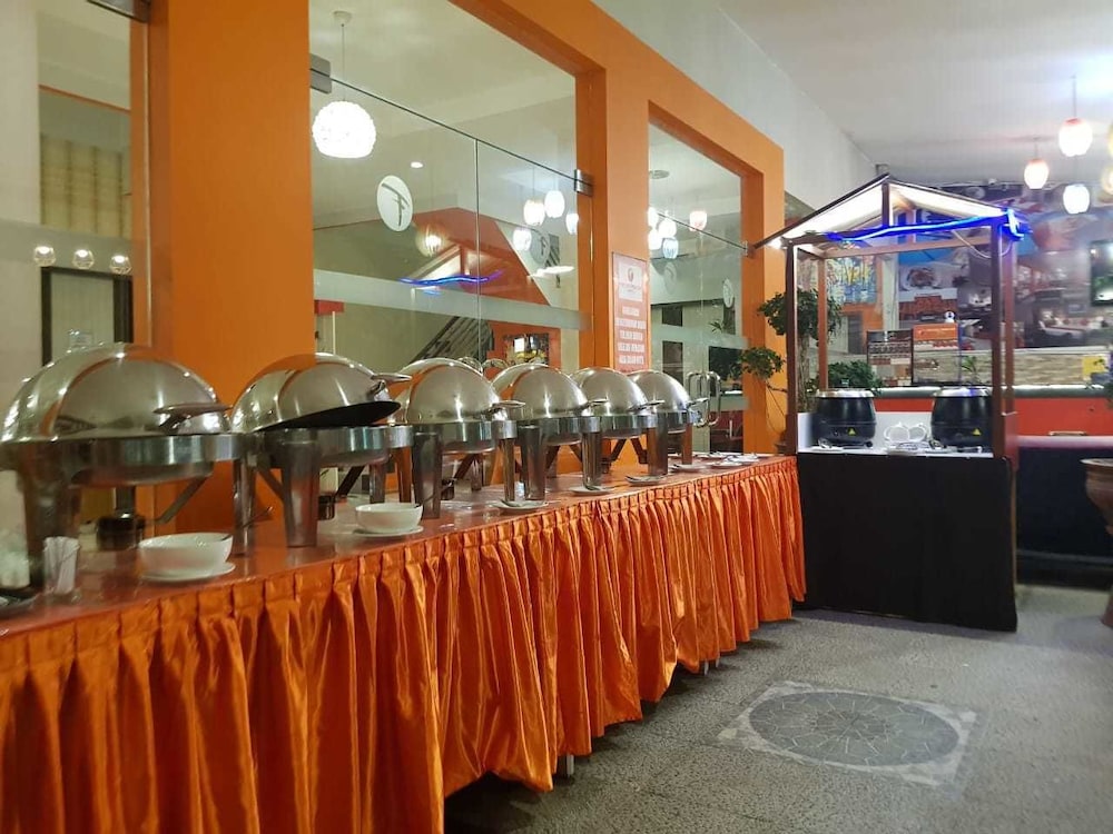 Fortune Front One Hotel Kendari in Kendari Best Rates & Deals on Orbitz