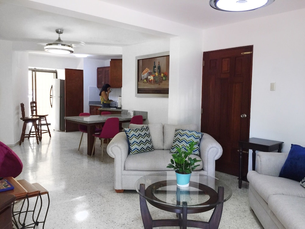 Apartamento Gazcue Santo Domingo in Santo Domingo Best Rates