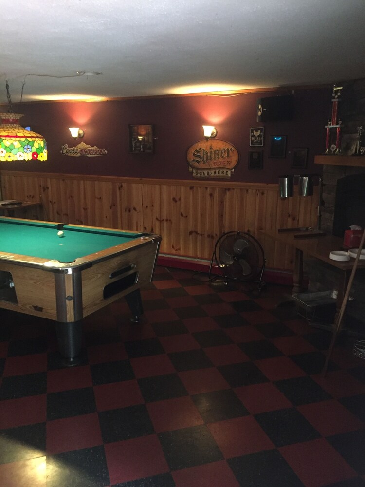 Gravity Inn Motel in Waymart Best Rates & Deals on Orbitz