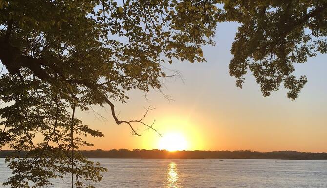 Stunning Lake Views Relaxing Getaway On The Chain O Lakes In Chicago Il Expedia
