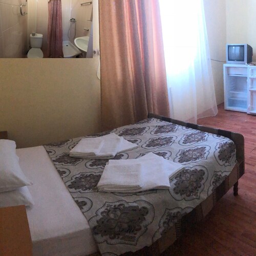 Top 10 Accommodation Near Dolmens From Au 26 Wotif Lilona Guest House