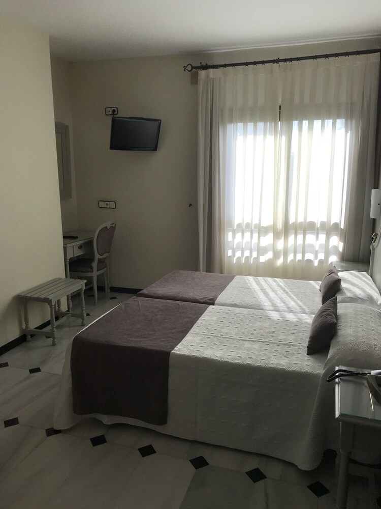 Imagen de Hotel El Cisne Córdoba (3 de 25)