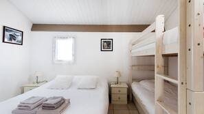 2 chambres, décoration personnalisée, ameublement personnalisé, bureau