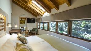 In-room safe, desk, blackout curtains, soundproofing
