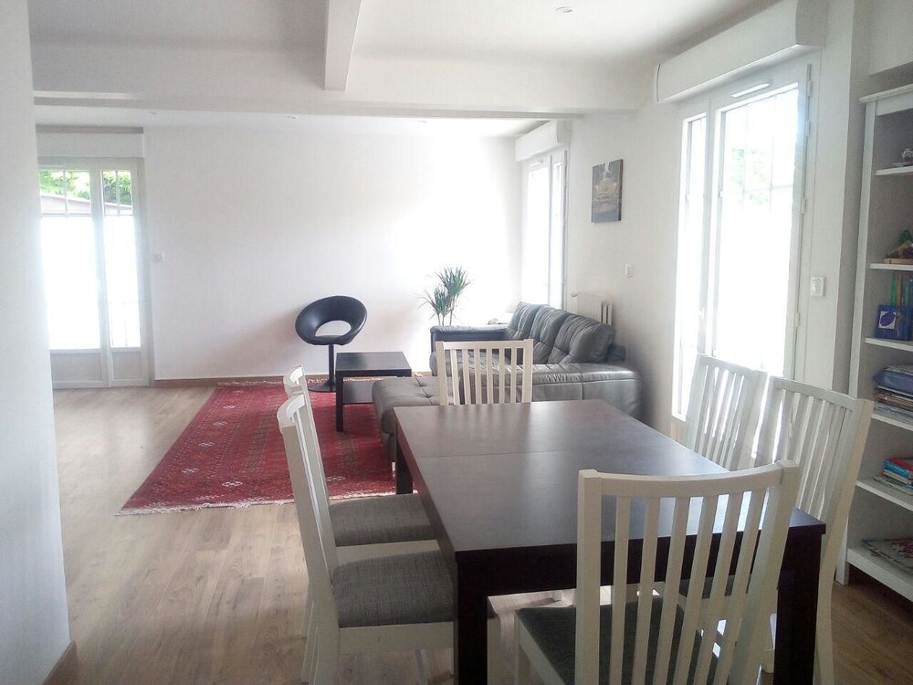 Hotes De Saint Emilion In Libourne Cheap Hotel Deals Rates Hotel Reviews On Cheaptickets