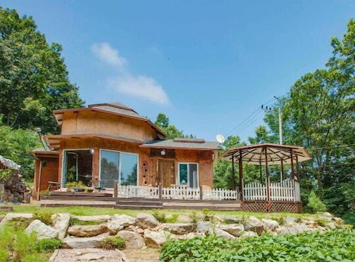 Ganghwa Chodang Pension In Ganghwa South Korea Expedia - 