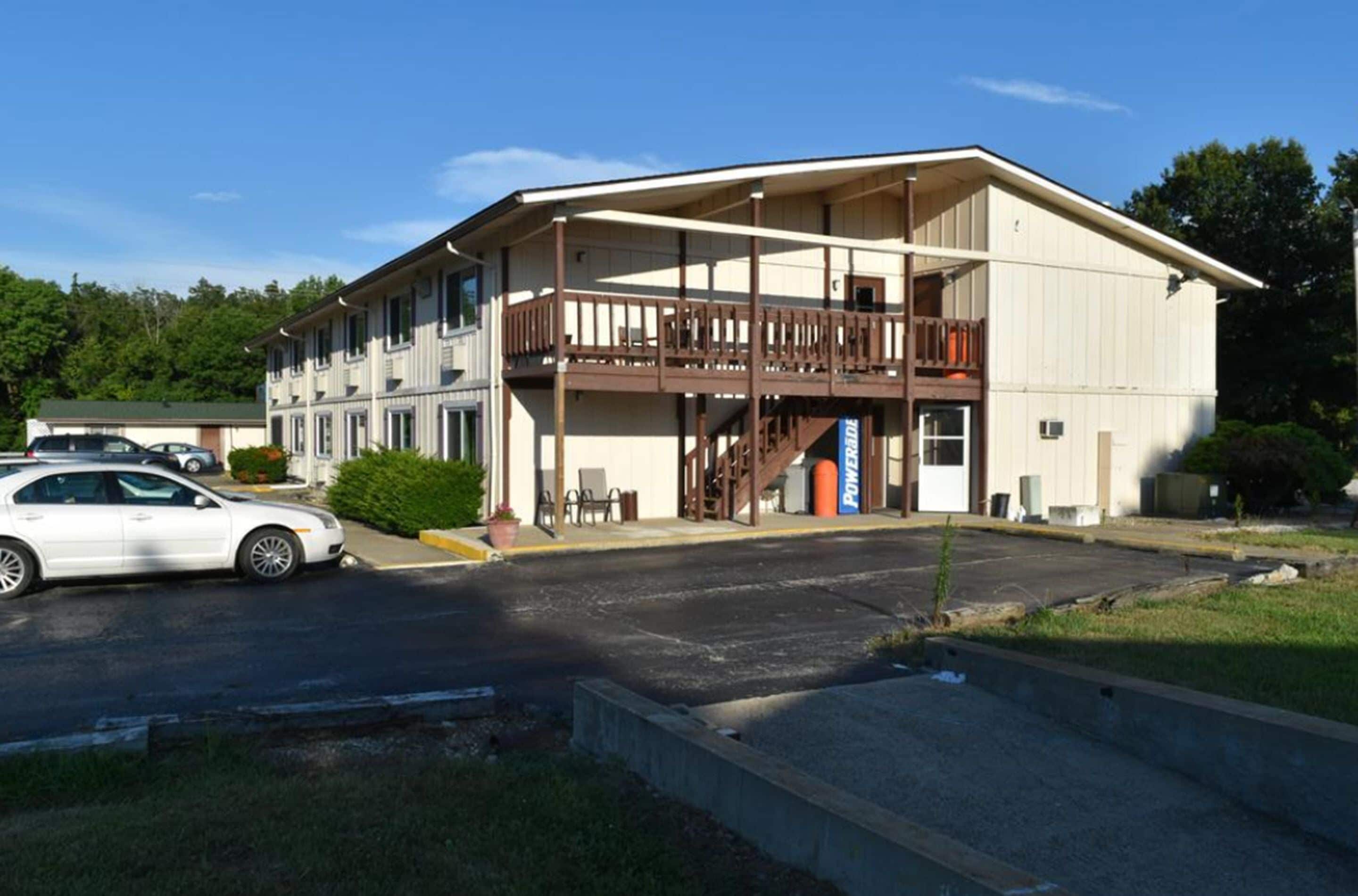 Countryside Inn in Hillsboro, United States