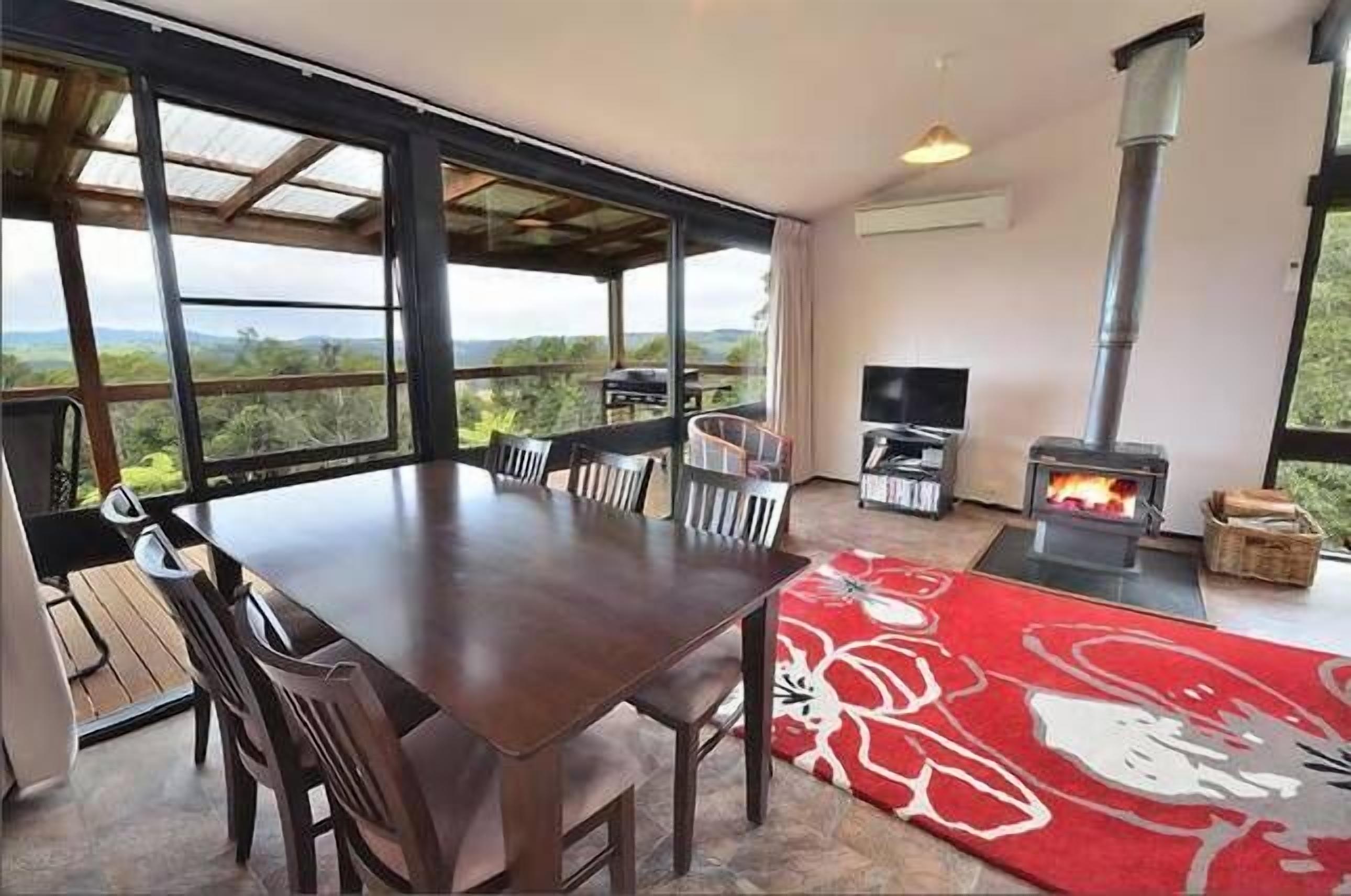 Ralda's Cottage Mt Christopherson