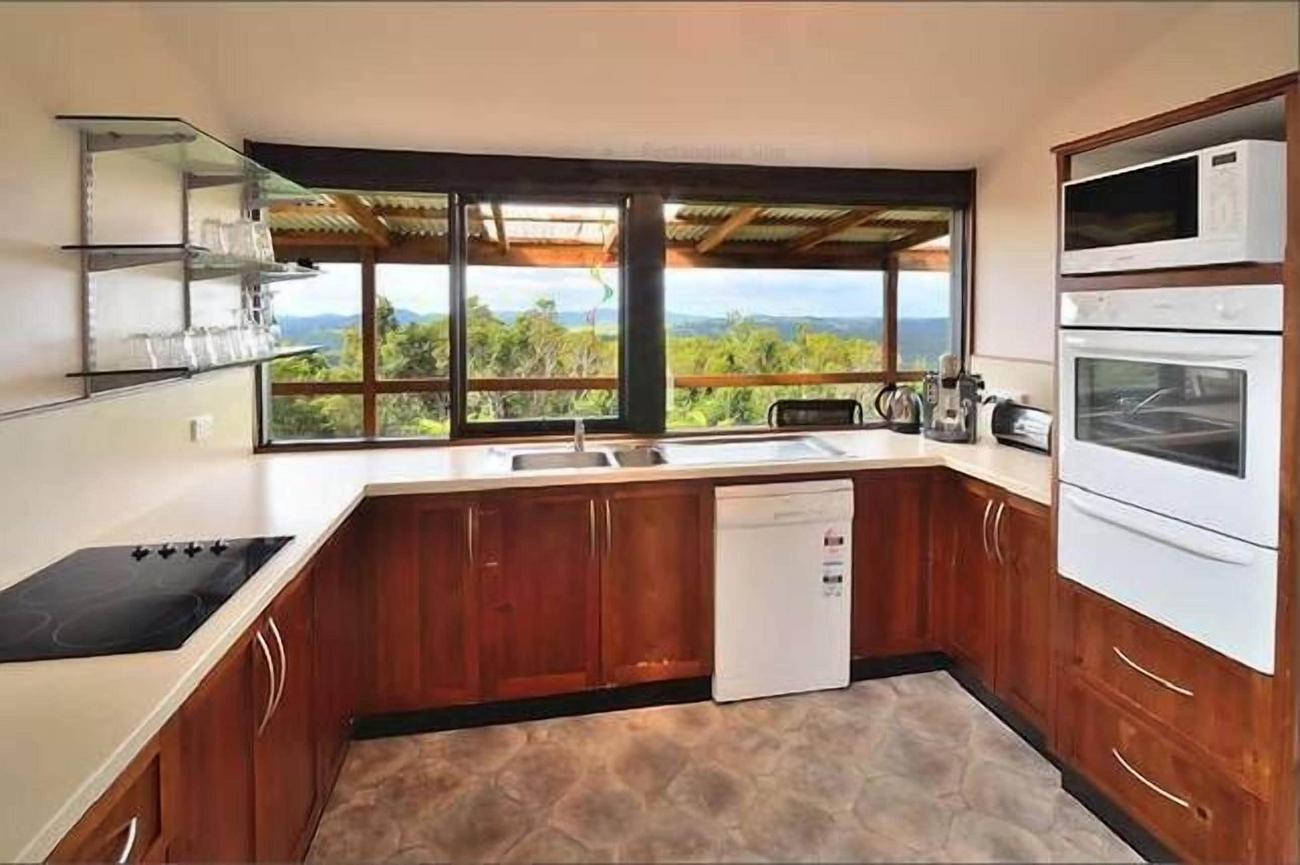 Ralda's Cottage Mt Christopherson