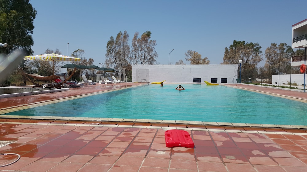 Outdoor pool, Residence La Bricola Laghi di Sibari