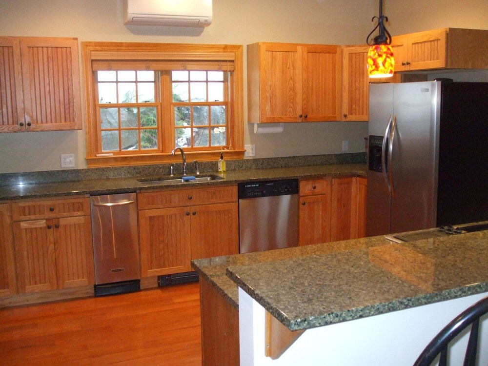 Luxury Home On Loon Mtn Home,  Spectacular Mountain Views, Pool/Spa access incl