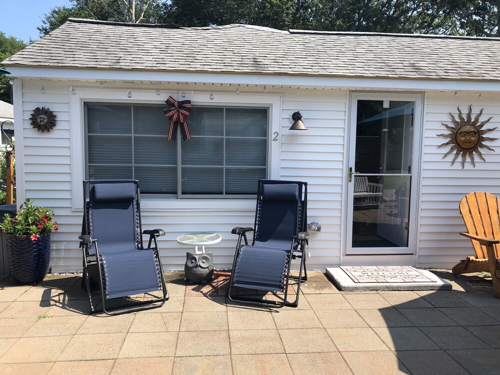 Misquamicut Westerly Secluded Beach Cottage 2018 remodeled and upgraded