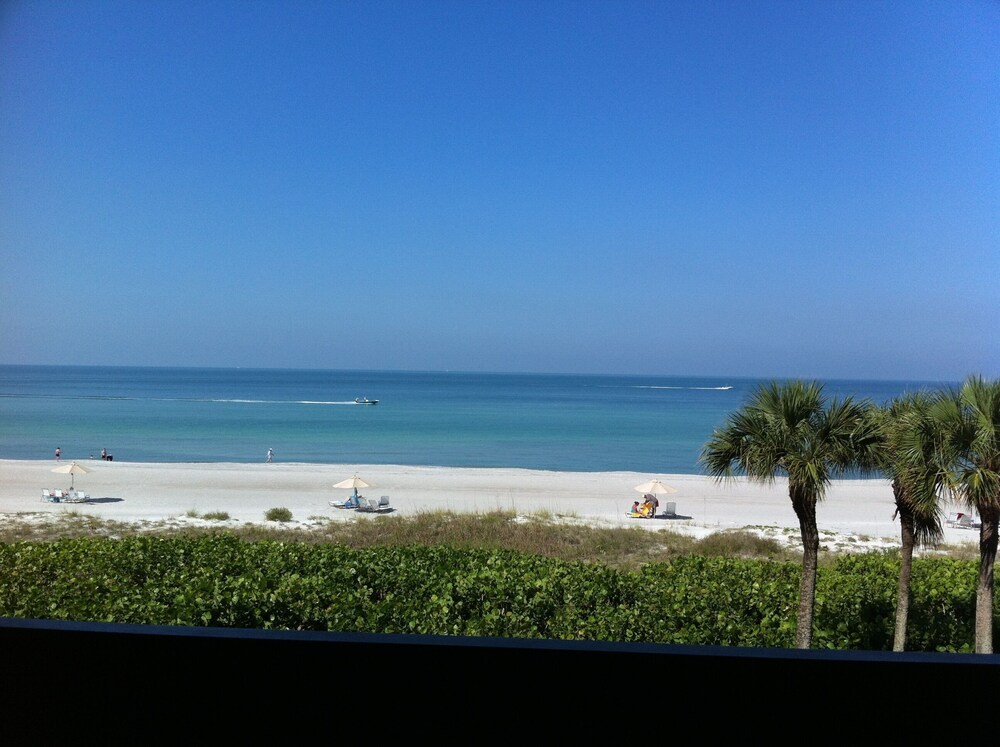 REMODELED!!! Enjoy a Taste of Paradise from an Oceanfront Condo on