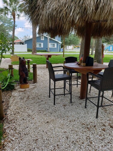 River Waterfront With Tiki Bar Bbq Fire Pit Area Naples
