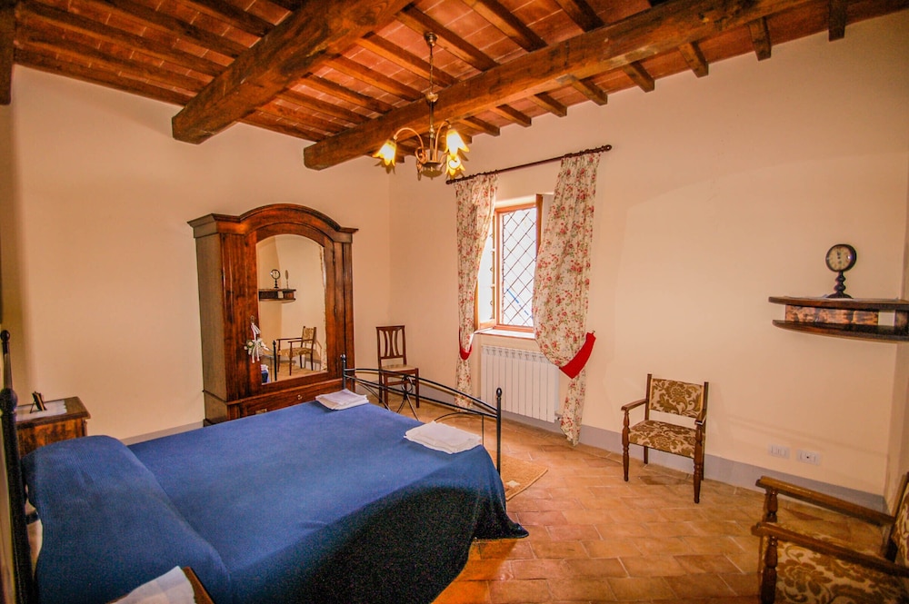 Detached Villa Montecchio