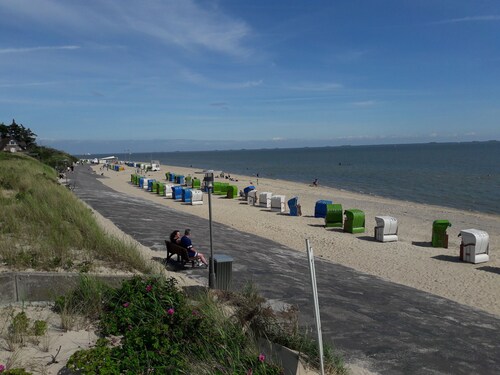 Hotels Near Foehr Golf Club In Nieblum From 131 Ebookers Com