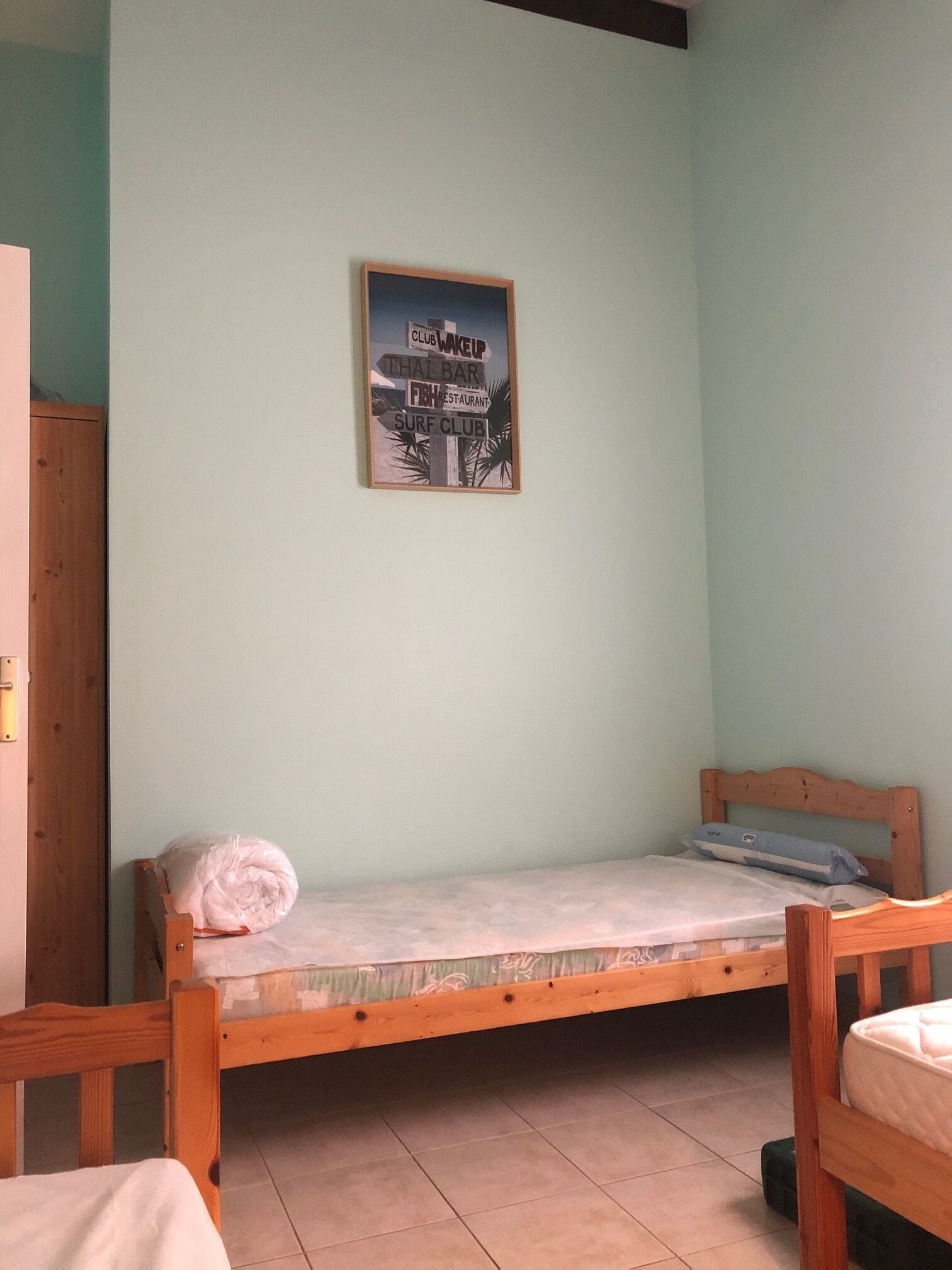 Semi-detached cottage with heated pool 5km from the beach in Angles, France