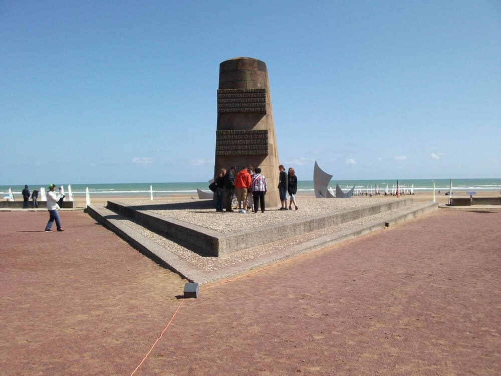 Apartment On Omaha Beach Sand Beaches 2018 Room Prices Deals Featured Image