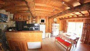 Fridge, microwave, oven, hob