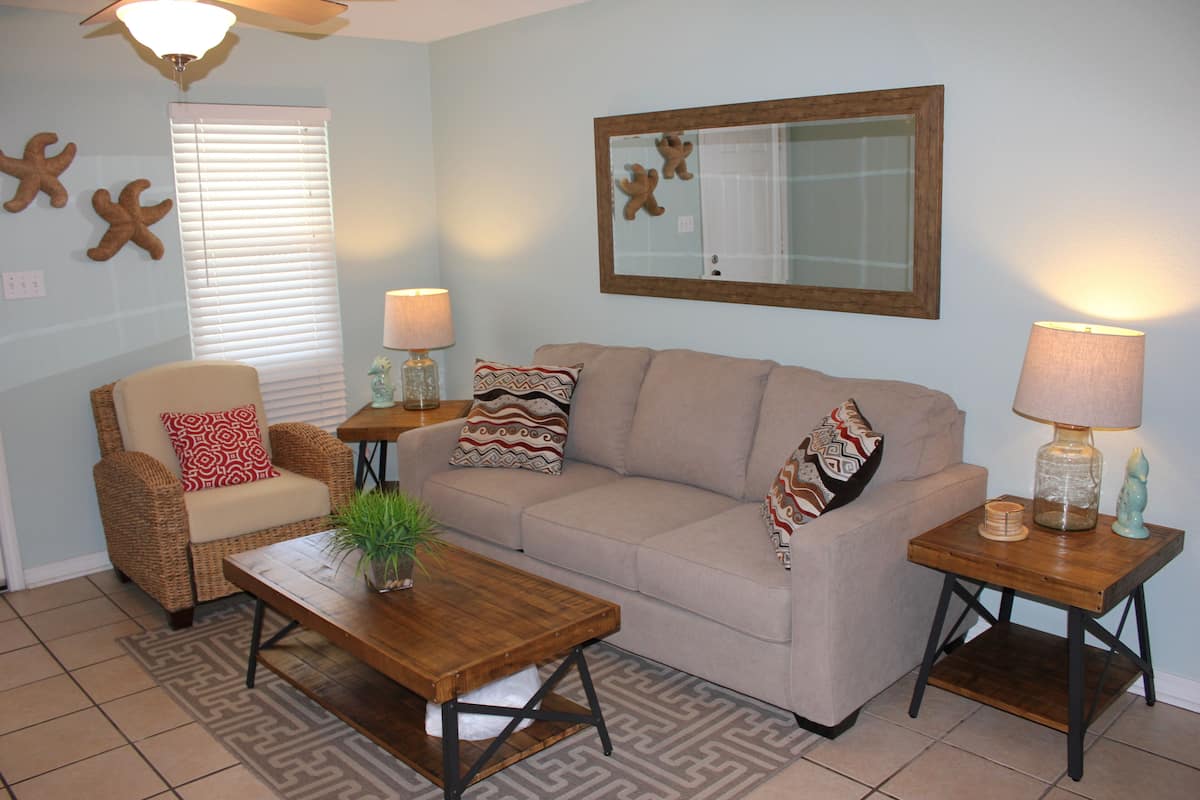 Sunrise Village 215 Beachside Great Location Family Friendly Gulf Shores Al In Gulf Shores Al Expedia