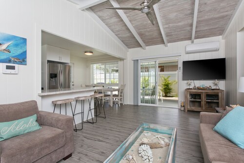 Kailua Beach Hotels Find Hotel Deals Reviews On Orbitz Adorable Kailua Home Just Steps To The Beach Park
