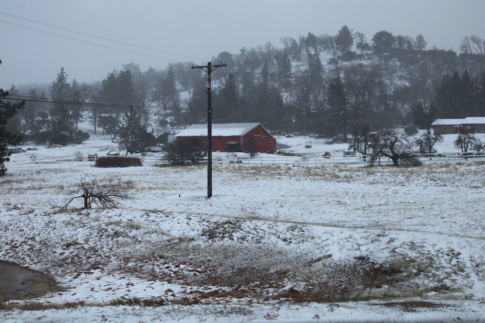 Snow and ski sports, Julian, CA  Historic Apple & Gold Mine Town A-Frame 1-Bed, Pets Okay