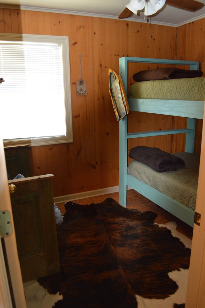 Houseboat ( 2br, 1ba) • Venice Marina in Venice Best Rates & Deals on