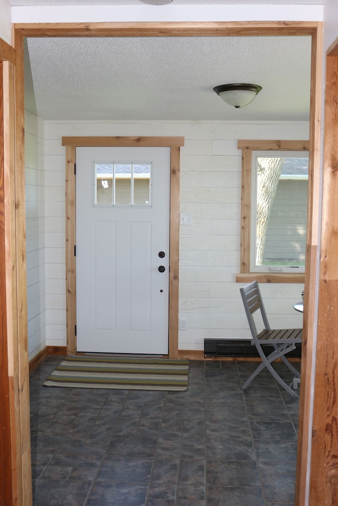 Cozy, Lake Front Cabin on Lake Kampeska w/ Dock & the View Codington