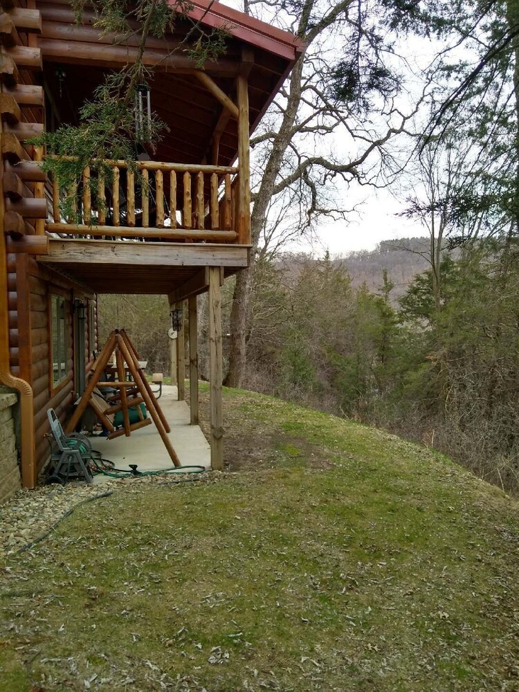 Root River Valley Cabin Lanesboro, MN in Lanesboro Best Rates
