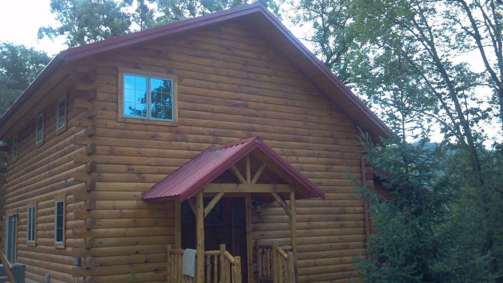 Root River Valley Cabin Lanesboro, MN in Lanesboro Best Rates