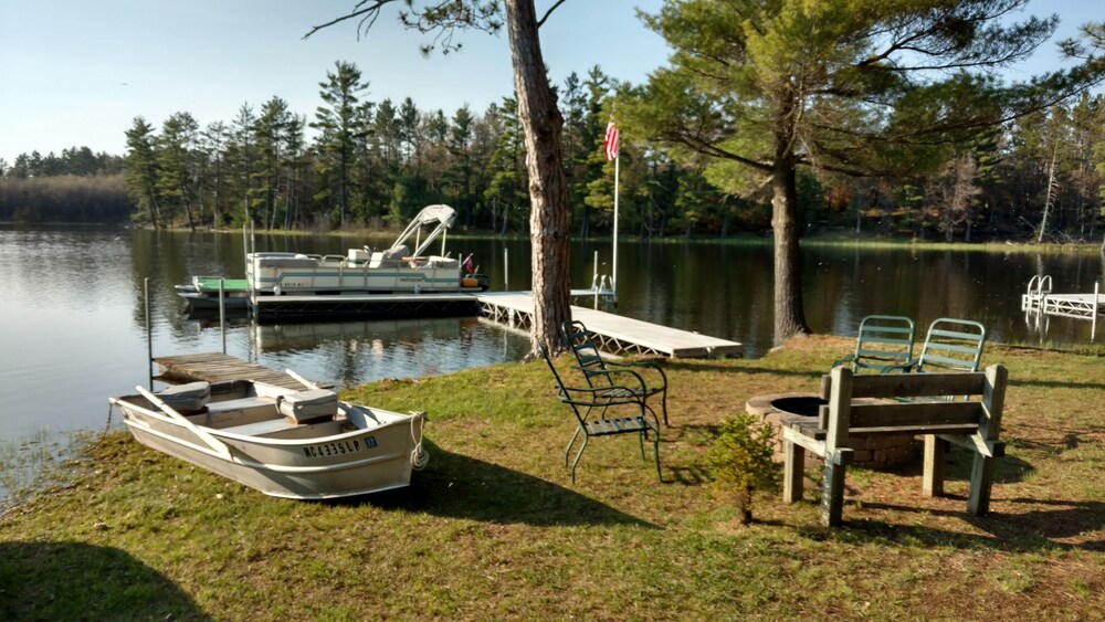 Huron National Forest Cottage 123sum/128 win. per night at Mack Lake