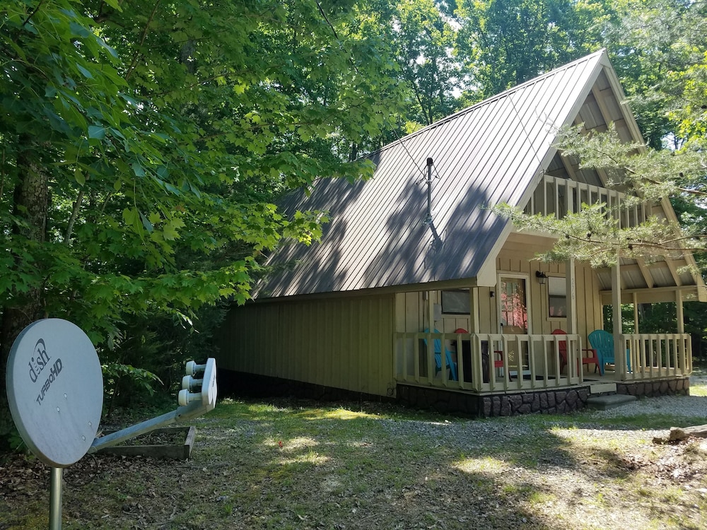 Nice 2 BR cabin near Cave Run Lake in Wellington Best Rates & Deals