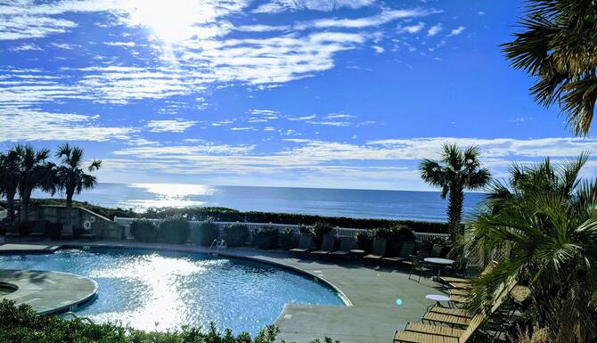 Ocean Front Ocean Club Resort Heated Pool Jacuzzi Elevator Fishing Pier In Morehead City Nc Expedia