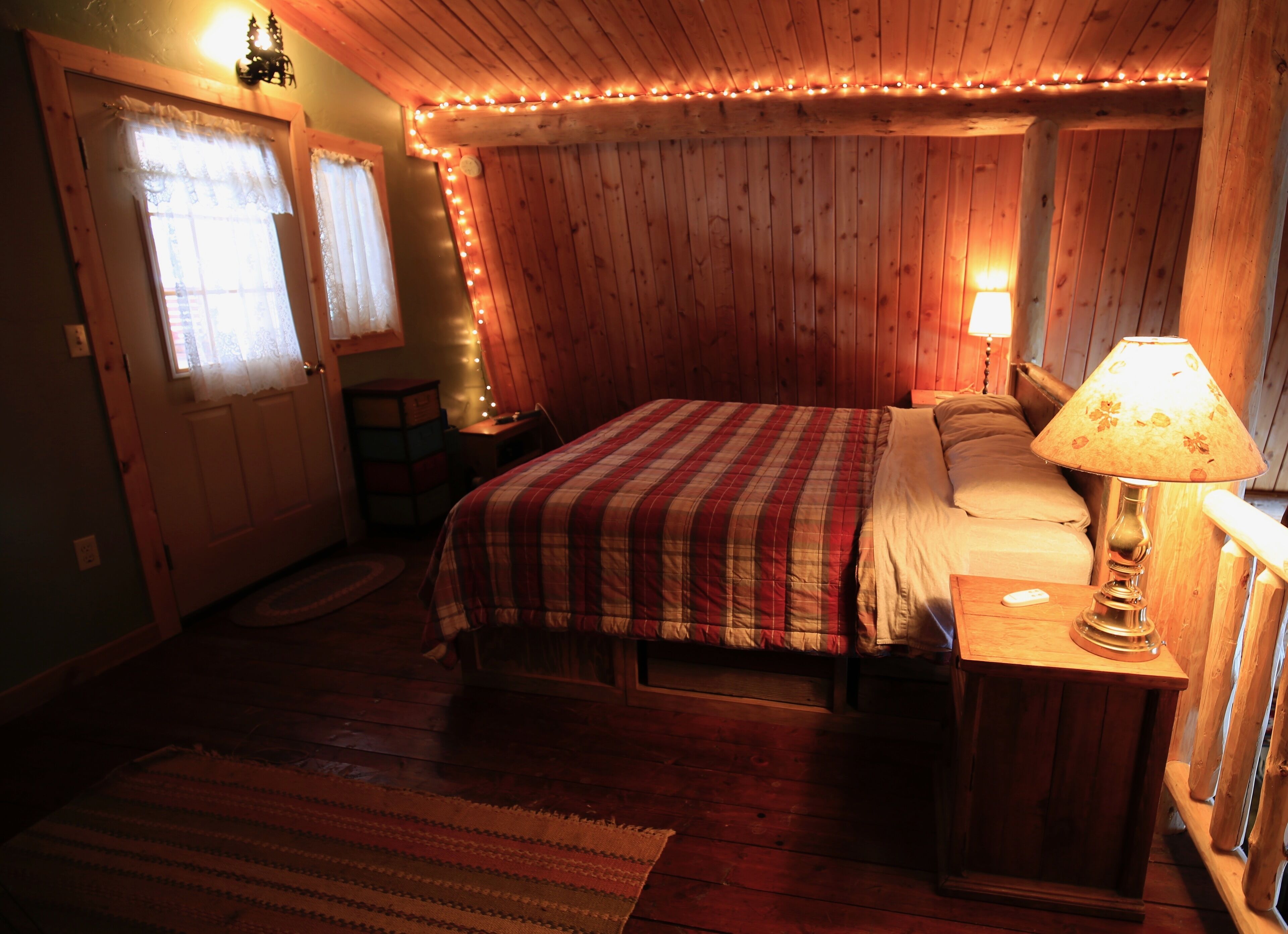 Wonderful cabin bordering Glacier National Park and Great Bear Wilderness in Essex, United States
