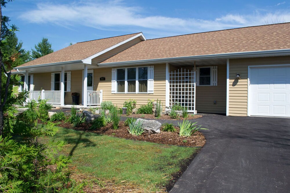 Lighthouse Place is the Perfect Place to Enjoy Egg Harbor and all of Door County in Egg Harbor, United States