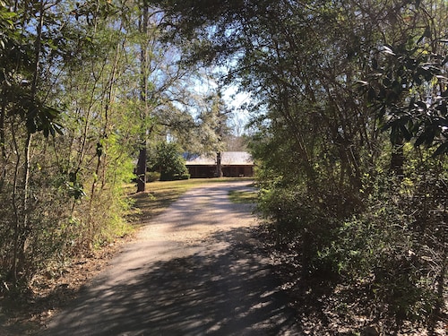 Visit First Baptist Church In Beaumont Expedia
