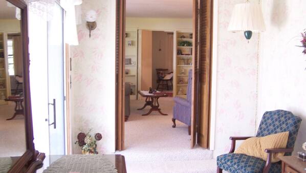 3 bedrooms, Internet, linens