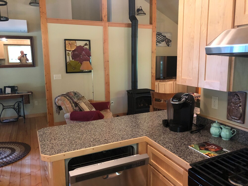 North Cascades Comfort in the forest in Marblemount Best Rates