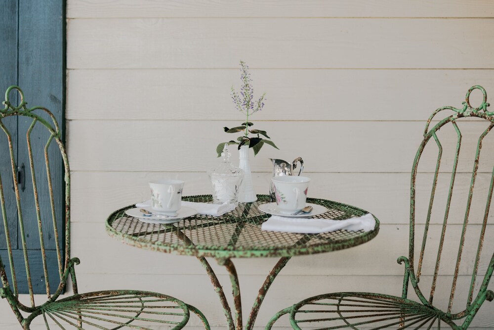 Cozy Cajun Cabin Two Blocks From The Parade Route Or Downtown