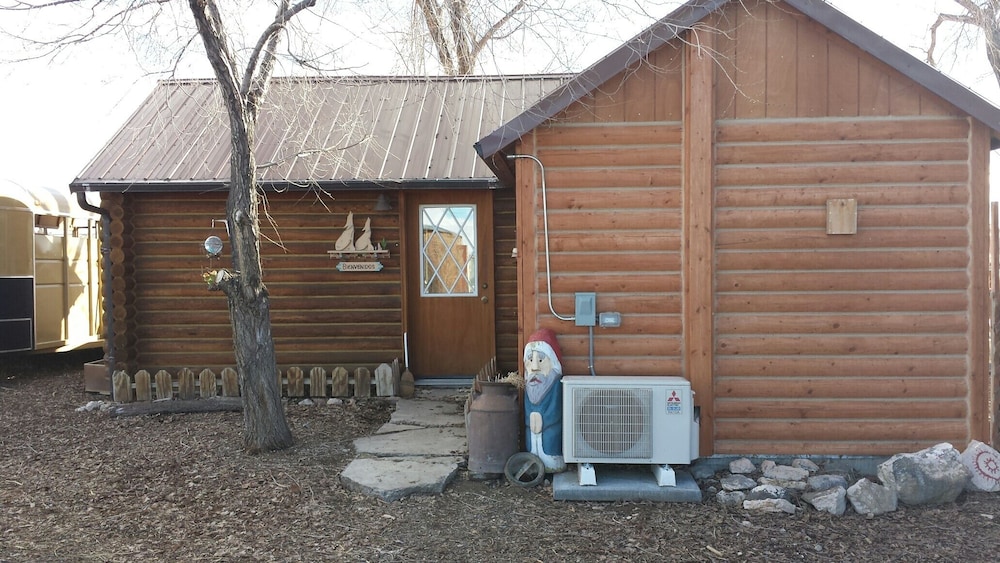 Small Log Cabin On A Rural Sheep Farm In Twin Falls Hotel Rates