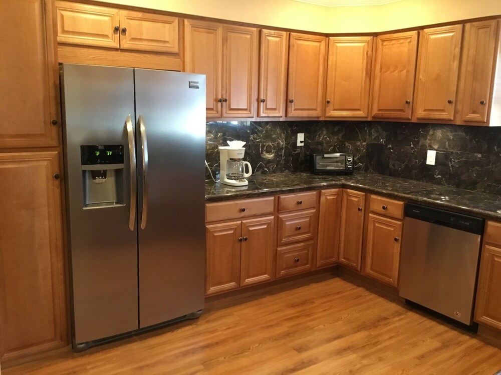 Blue Moon Vacation Rentals Downtown Clayton in Clayton Best Rates