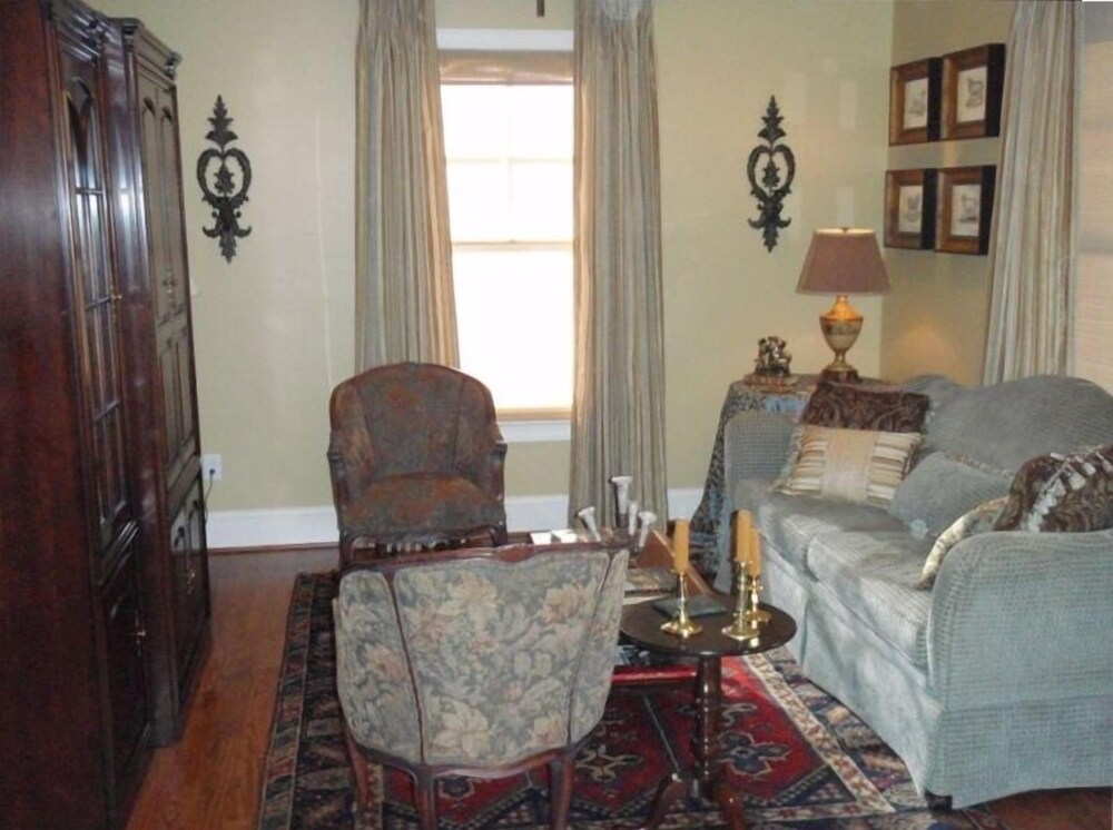 Beautiful New Cottage In Landrum South Carolina In