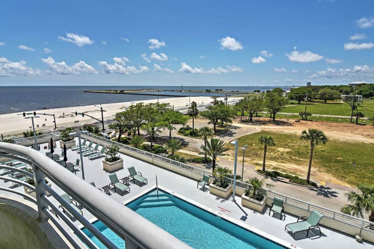Family Retreat Ocean View Wifi Grill Pool Gym And Drive To This Destination In Biloxi Ms Expedia
