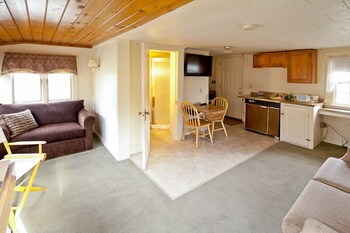 Riverbank Motel And Cabins Deals Reviews Lincoln Usa Wotif