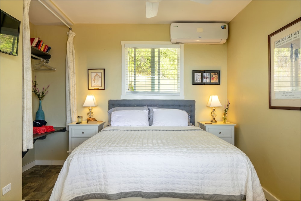 Romantic Private Hermosa Beach House Clean, Quiet & Safe, Hike 200