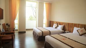 1 bedroom, minibar, desk, free WiFi
