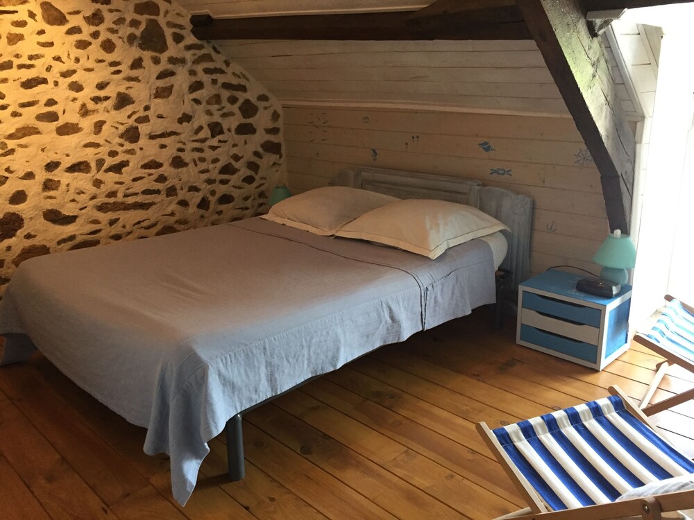 Au Clos Du Lit Gîtes In Lamballe Hotel Rates Reviews On Orbitz