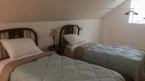 2 bedrooms, Internet, linens
