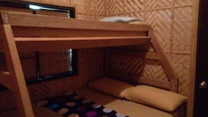 1 bedroom, free WiFi, linens