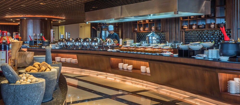 JHL Solitaire Gading Serpong a D Varee Collection: 2019 Room Prices